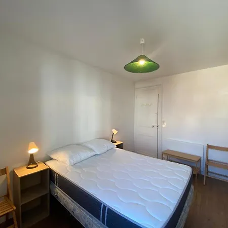 Maison De Charme A 100m De La Plage, 2 Chambres, Cour Commune Et Animaux Acceptes - Fr-1-413-116 Nyaraló